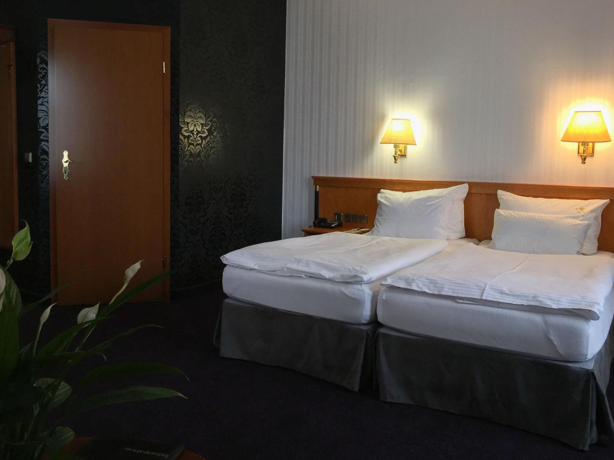 Hotel Germania Кохем Екстер'єр фото